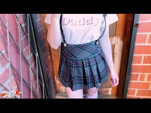 ❤️ A estudante chupa profundamente a sua pila e fode em vez de aulas. Porno real vídeo em pt.yh9n.top