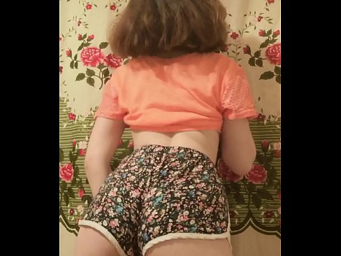 ❤️ Jovem sensual a despir os seus calções para a câmara Porno real vídeo em pt.yh9n.top