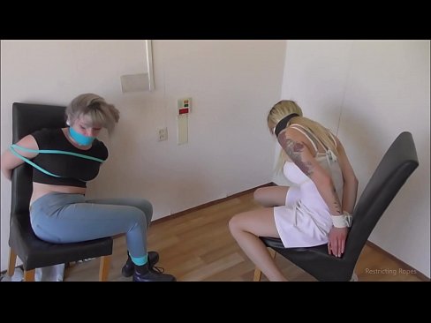 ❤️ Viciado / amarrado e amordaçado / donzela em apuros Porno real vídeo em pt.yh9n.top